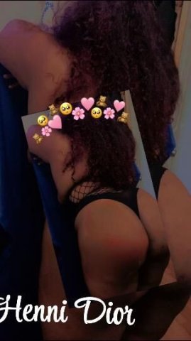 INCALL AND OUTCALLS SPECIALS AVALIABLE IN CROTONA AVE 🌹THE DICK SUCKING CHAMPION 😋👅🍆💦MS. SUCK A QUARTER THRU A STRAW - 1