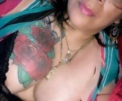 Beautiful thick Mexican Milf Boomshell Ready To Play - Image 10