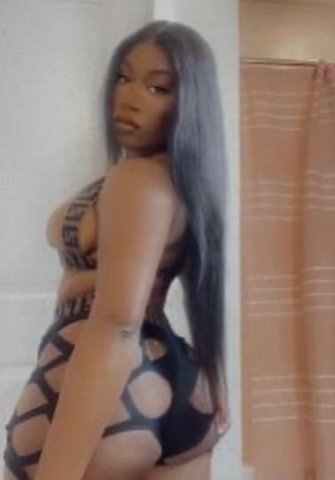Let me be your fantasy.. - 1