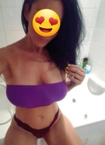 Latina available for incalls 👅 Discret and nice Girl 🫦💦 - 1