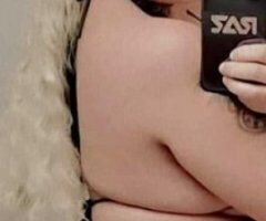 Hilton Head escorts - busty blonde on hilton head island