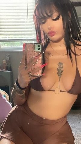 sexy caribbean lightskin 💕 - 1
