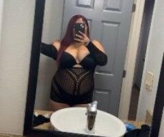 Come pleasure me and taste this honey🍯💋 - Image 2