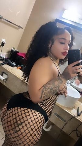 Need some fun babay with some 🍆🍆 - 1