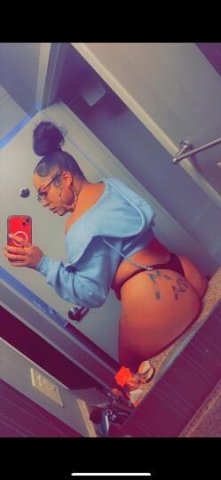200 everything goes fuck fest PARTY FRINDLY ❄🥶❄🥶🧊🧊🇲🇽🇲🇽big time squirter💦 !! come play dirty with me papi EVERYTHING GOES - 1