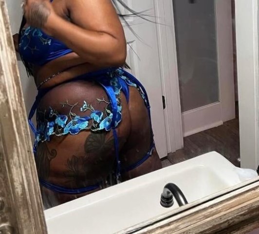 NO BARE SERVICE‼‼‼ Good sweet pussy candy here 🥰Ready to cum!!! OUTCALLS ONLY BILOXI ONLY‼‼‼ let me be your favorite fantasy 🥃😛 Prices starts at $150 NO BARE SERVICE‼‼‼ - 1