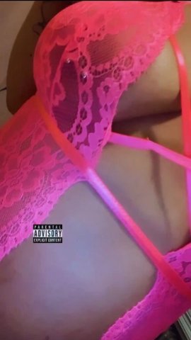 soft curvy craving attention whos bold enough new pussy!! - 26 - 1