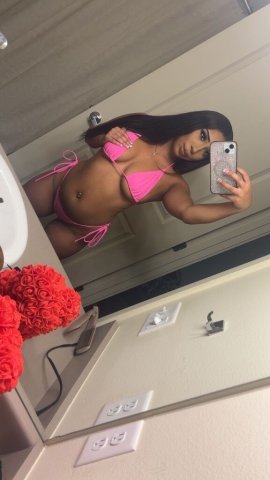 Outcalls Only! Sexy bombshell 😍💋 Cum see me! I do greek too 😝 here for a few days - 22 - 1