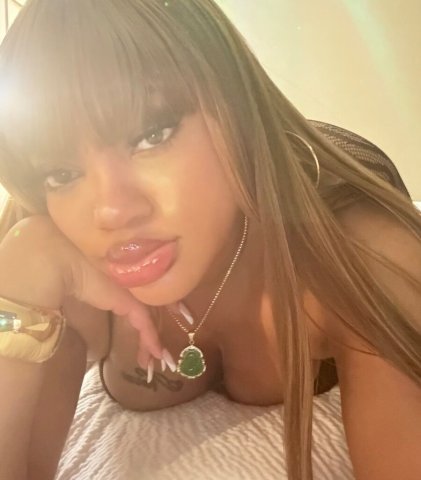Haitian-American Goddess 🧚🏼♀🤍 hour minimum - 27 - 1
