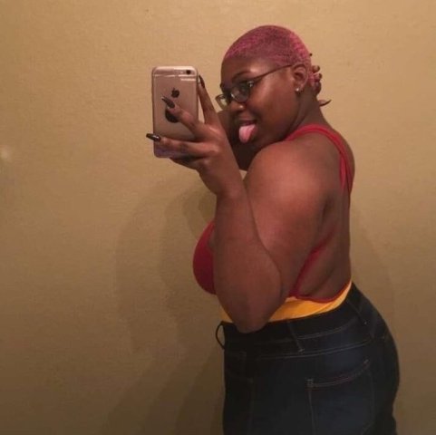 SEXY THICK CHOCO BABY 🤓🧡 REAL SWEET AND AIM TO PLEASE! HMU AND SEE IF I CATCH YOUR INTERESTS 😜 - 26 - 1