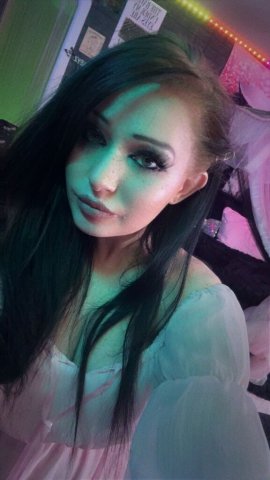 Vegas girl in town till 5pm! no gag reflex!! 32g natural tits! outcall only! - 25 - 1