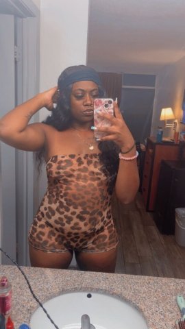 $PECIALS ✅ QV / HH 💦 CUM PLAY 💋 - 26 - 1