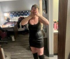 $200 BLOW AND GO SPECIAL!! Visiting Kalamazoo 2 days only, don't miss out! - 34 - Image 4