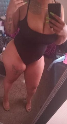 Christmas FETISH FRIENDLY🎅🏽 INCALL HOLIDAY NUTT 🎄⭐ German/Indian/Black Mix - 25 - 1