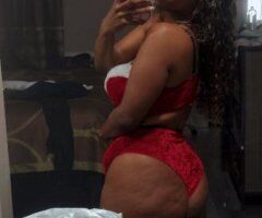 IN TOWN FOR THE NIGHT DONT MISS ME DADDY YOUR GOLDEN GODDESS LITTLE HELPER 🧚🏽♀ HERE TO PLEASE ALL YOUR NEEDS DADDY HMU ASAP TO SEE ME ‼❤️❤️❤️❤️❤ - 28 - Image 2