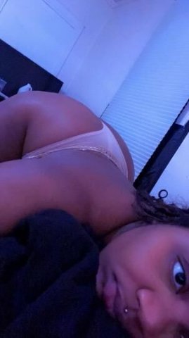 AVAILABLE NOW OUTCALLS - 21 - 1