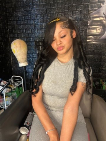 ✨ I’m a fun and friendly woman, ready to make your day brighter! ✨😊🌟💛 - 21 - 1