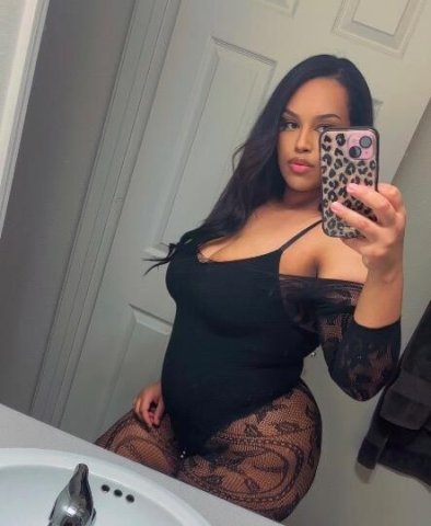 Curvy, Busty and Pretty in the face 😘 yes im real and yes i do FT verify ! INCALL AVAILABLE - 28 - 1