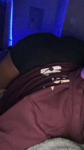WET 💦AND TIGHT W THICC THIGHS😈 AVAILABLE 24/7 - 20 - 1