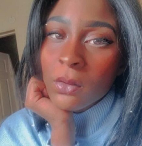 Carmel chocolate looking for a Sugar Daddy - 25 - 1