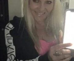 💋- Long Platinum blonde hair ,Natural DDDs 👅 ,full lips high cheek bones with a killer smile that lights up every room/ My personality is upbeat,super friendlywarm I specialize in P-n-P I am UpLate - 43 - Image 9