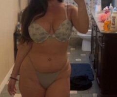 Curvy Exotic Brunette - 25 - Image 4