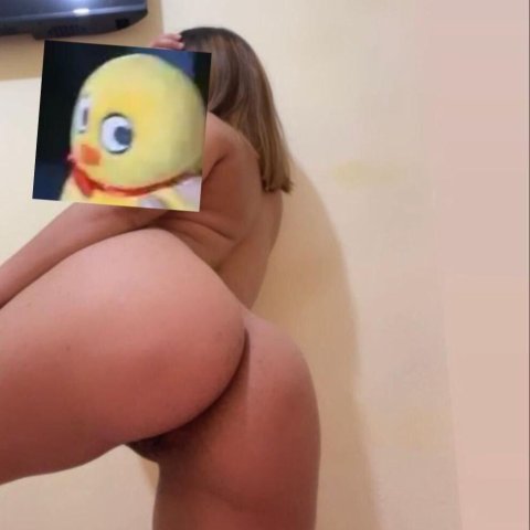 Hello, I'm available, I'm latina - 25 - 1