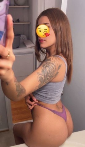 Enjoy with 2 sisters. 100% real. No drama. No cops. No problems. Incall only🥰❤🩵💚body - 25 - 1