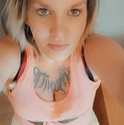 MUST VIDEO VERIFY 150hh 300hr please no black men...and ask about 3 sum with my girlfriend if u serious - 32 - 1