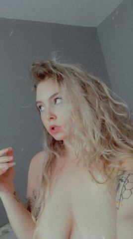 💓Hot Sexy Queen 🔥 I am Available for sex Incall , Outcall and CarFun🚗 🔥 Top & bottom super wet and warm pussy 🔥👉I sell content - 27 - 1