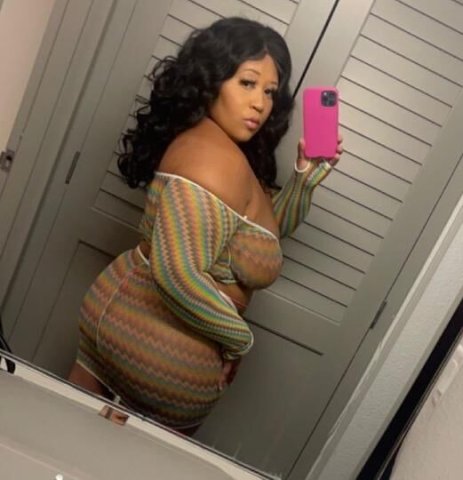 Voluptuous Barbie - 33 - 1