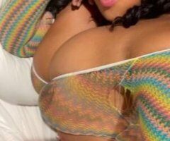 Voluptuous Barbie - 33 - Image 3