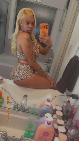 come in make me cum 😗😗 2 girl specials - 26 - 1