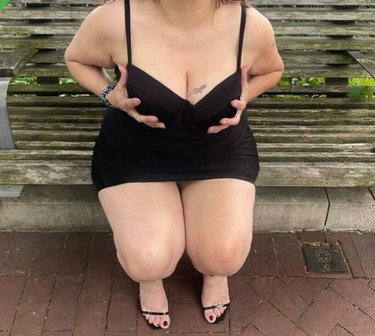 Visiting 🍑Martinsburg👠Soft and Curvy😜 - 36 - 1