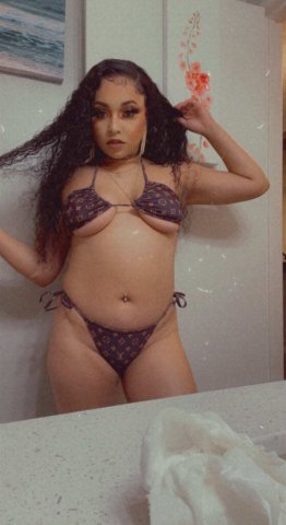 Hey babes HAPPY HOLIDAYS😚 New here Can We FUCK DADDY 🥰❤ Outcall🥰 - 24 - 1