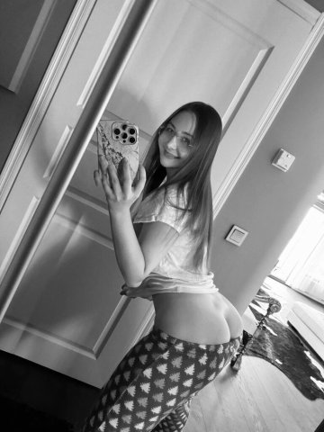 Independent lovely sexy Asian Girl In or out call Only - 24/7 - 26 - 1