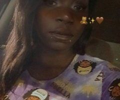 😋🍫let me cover myself in babyoil and let me be your chocolate bar 🍫 - 28 - Image 2