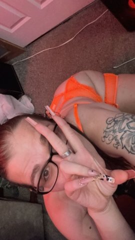 sexy thick brunette Ready to play with you.! - 27 - 1
