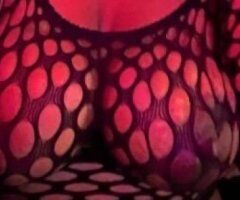 Queens escorts - fat women lovers only - 24