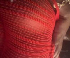 Milwaukee escorts - Available Now!!💞 Feelin lonely this Winter! 💝 Let me warm you up💝💋 - 21
