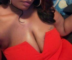 Merry Christmas Thick Thigh Szn INCALLS ONLY - 34 - Image 3