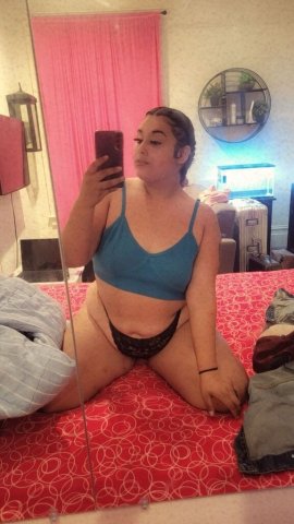sexy 👅 shy latina looking for house and car fun 😘💕 - 21 - 1