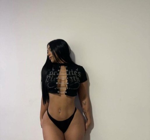 Hi🥰I'm a sexy loving and affectionate girl pretty and ready to😘playyyy - 20 - 1