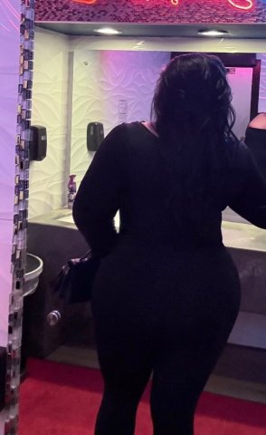 NEW AND YOUNG💋 MOST DESIRED - 19 - 1
