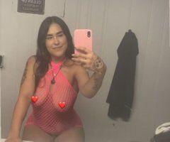 Sexy and Sweet 🍓 5"4 Petite and Curvy In all the right places 🍑Come play with me Daddy💦 - 24 - Image 4