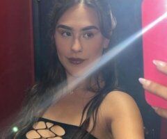 Sexy and Sweet 🍓 5"4 Petite and Curvy In all the right places 🍑Come play with me Daddy💦 - 24 - Image 7