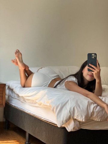 Hi, I'm Emely , I'm new here in and I'm here to give you a good service by offering you everything you want. 🔥💦💞💞💞,👉👌 - 23 - 1