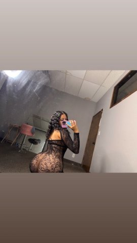 ⭐ UPSCALE BABE 💋 OUTCALLS ONLY - 23 - 1