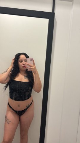 hablo espanol ✨Magical Experience✨🌸 come enjoy 🥰 Slippery When wet 💦 dont miss out 💫 - 29 - 1