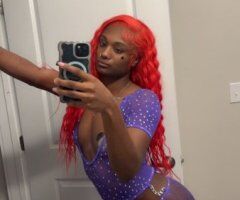 Sexy Red Babe 💋💋🌶 - 22 - Image 1